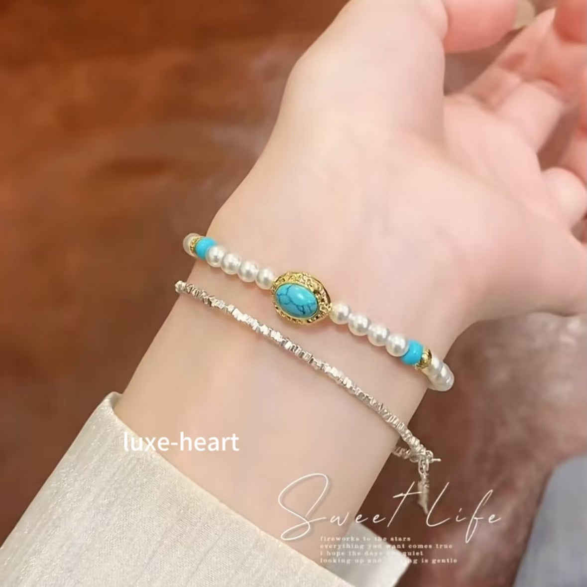 Fashionable and light luxury turquoise pearl pull-out bracelet