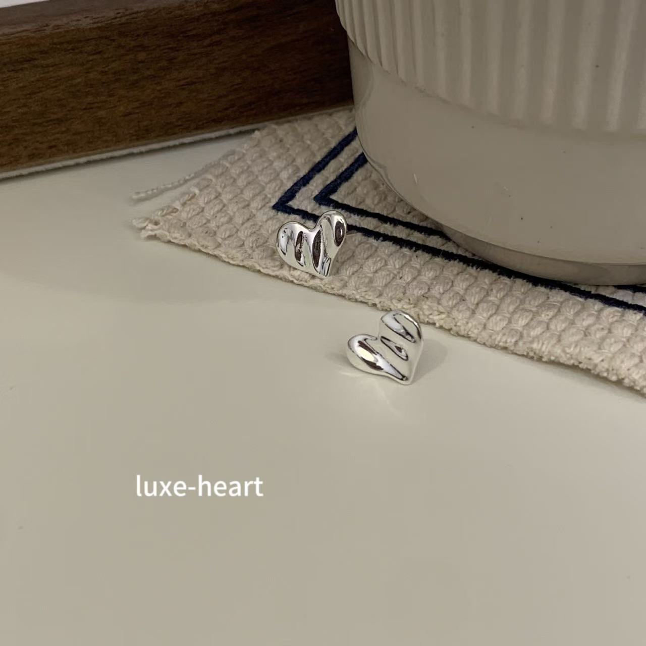 New style earrings ins style cute sweet 925 silver niche design love earrings