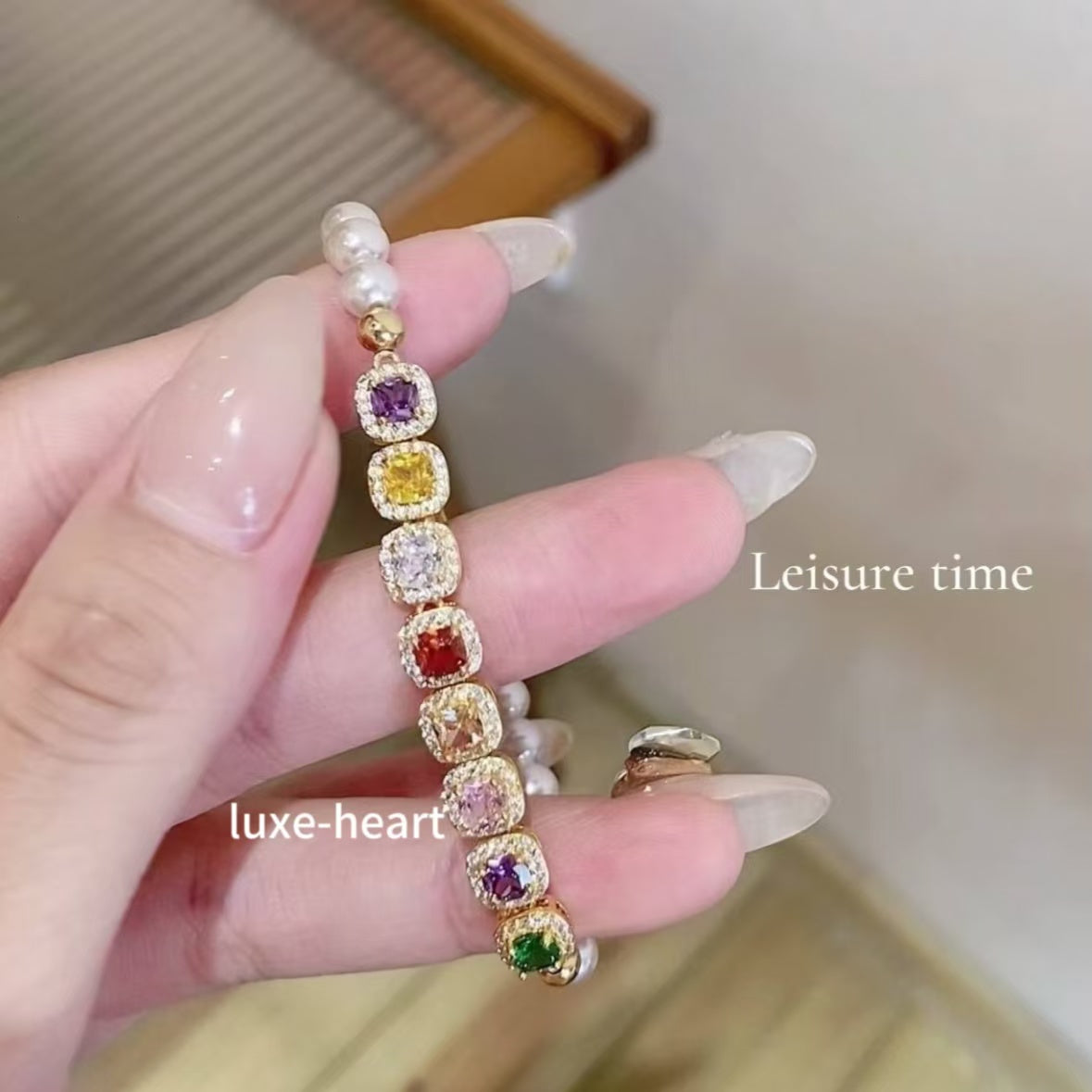 Light Luxury Dopamine Shijia Pearl Bracelet - High-end Manta Rose Elegant Women's Jewelry