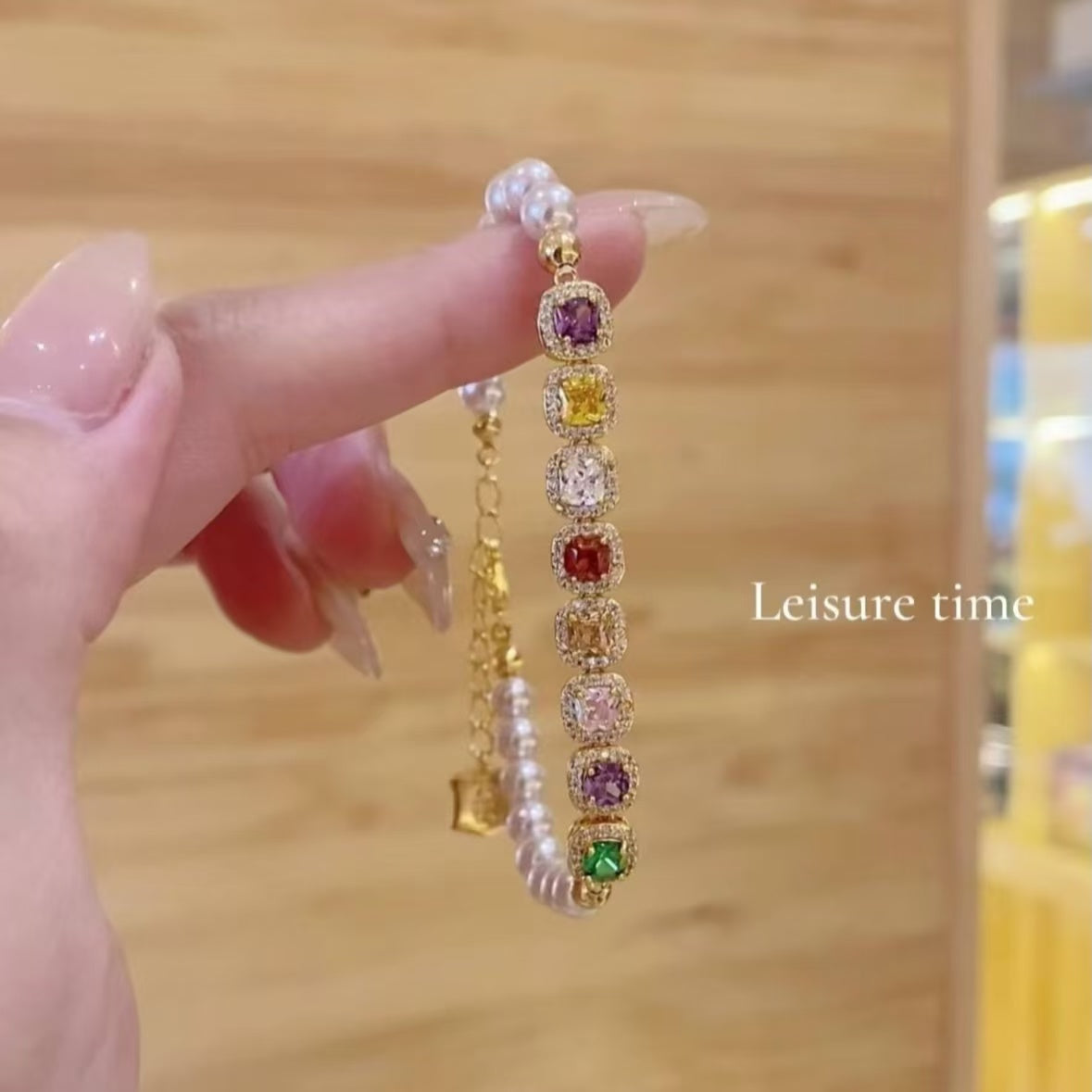 Light Luxury Dopamine Shijia Pearl Bracelet - High-end Manta Rose Elegant Women's Jewelry