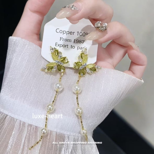 High-end luxury butterfly tassels, long and elegant tassels, pearl earrings