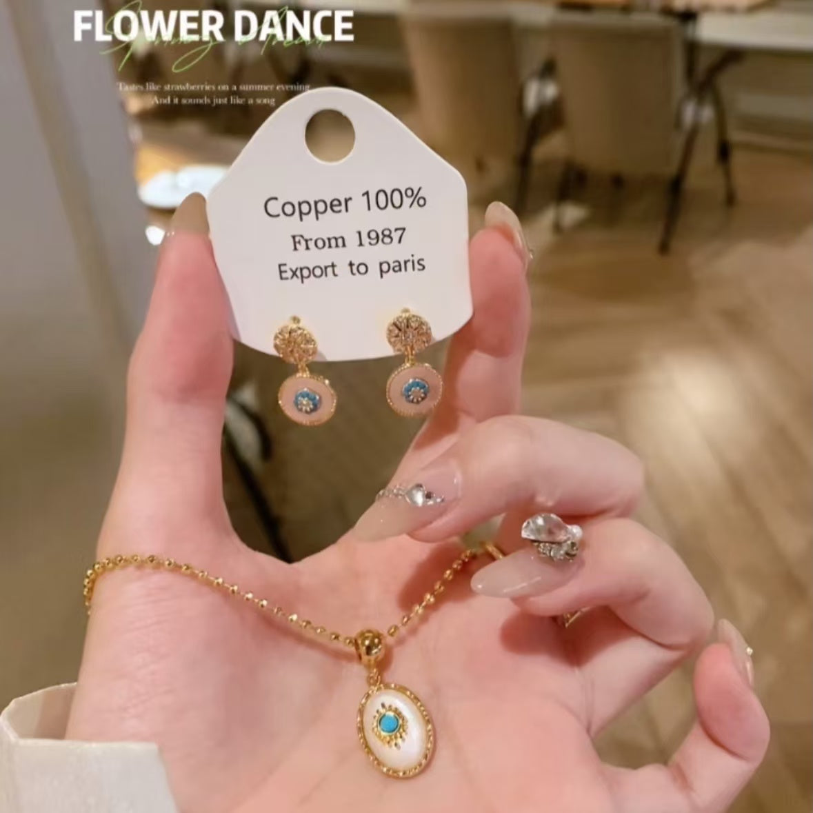 French court style light luxury oval turquoise natural mother-of-pearl copper-plated gold necklace for women